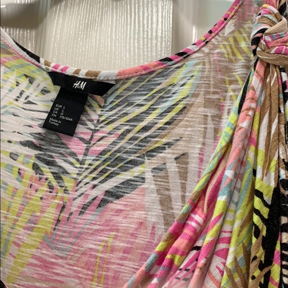 Shirt - Picture 3 of 4